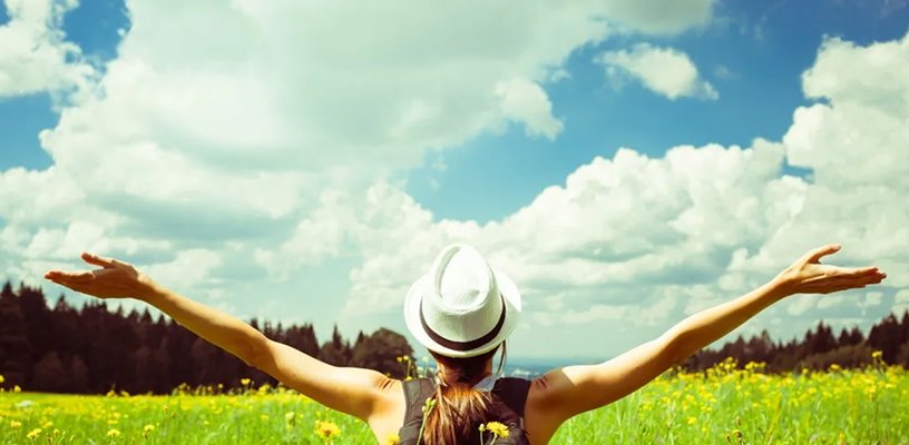 CUIDA TU PIEL EN VERANO Y BRONCEADORES